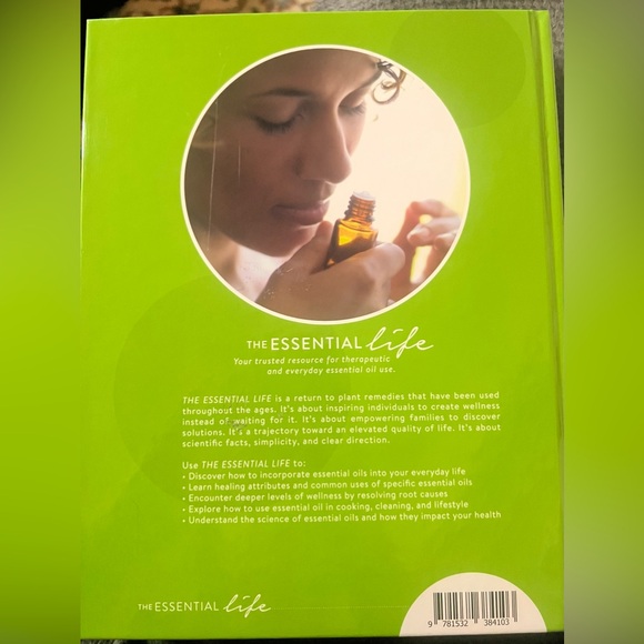 ”The Essential Life” - Essential Oils Guide Manual Book – 6th edition – ENGLISH - Picture 3 of 4